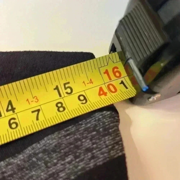 Lululemon Run: First Base Tank Micro Macro Black Heathered Black-Sz Unknown - Picture 5 of 5